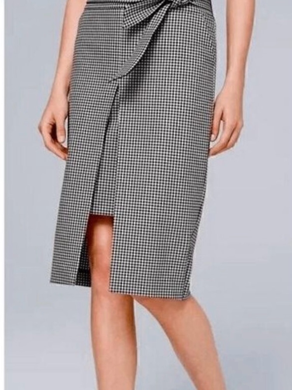 White House Black Market Black & White Skirt